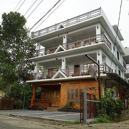 Periyar Woods Bed & Breakfast Thekkady Luaran gambar