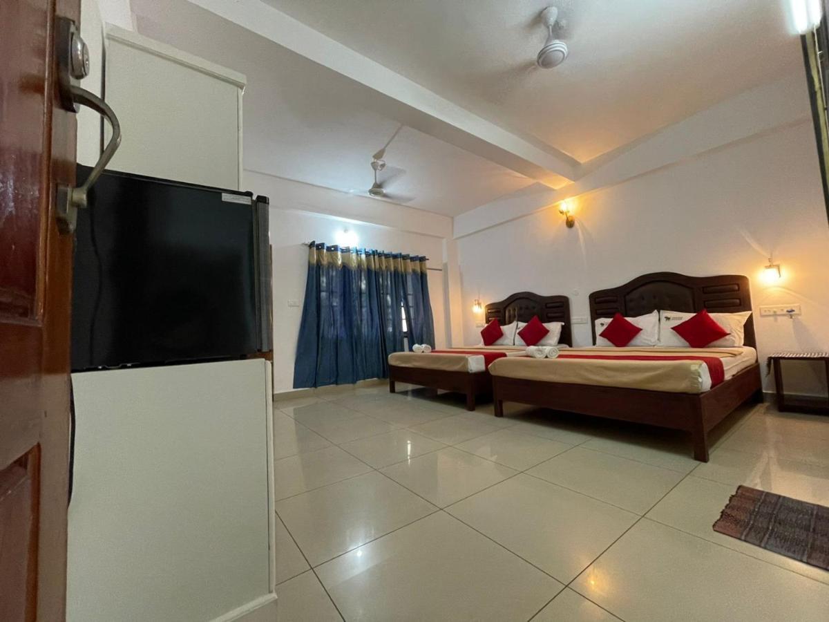 Periyar Woods Bed & Breakfast Thekkady Luaran gambar