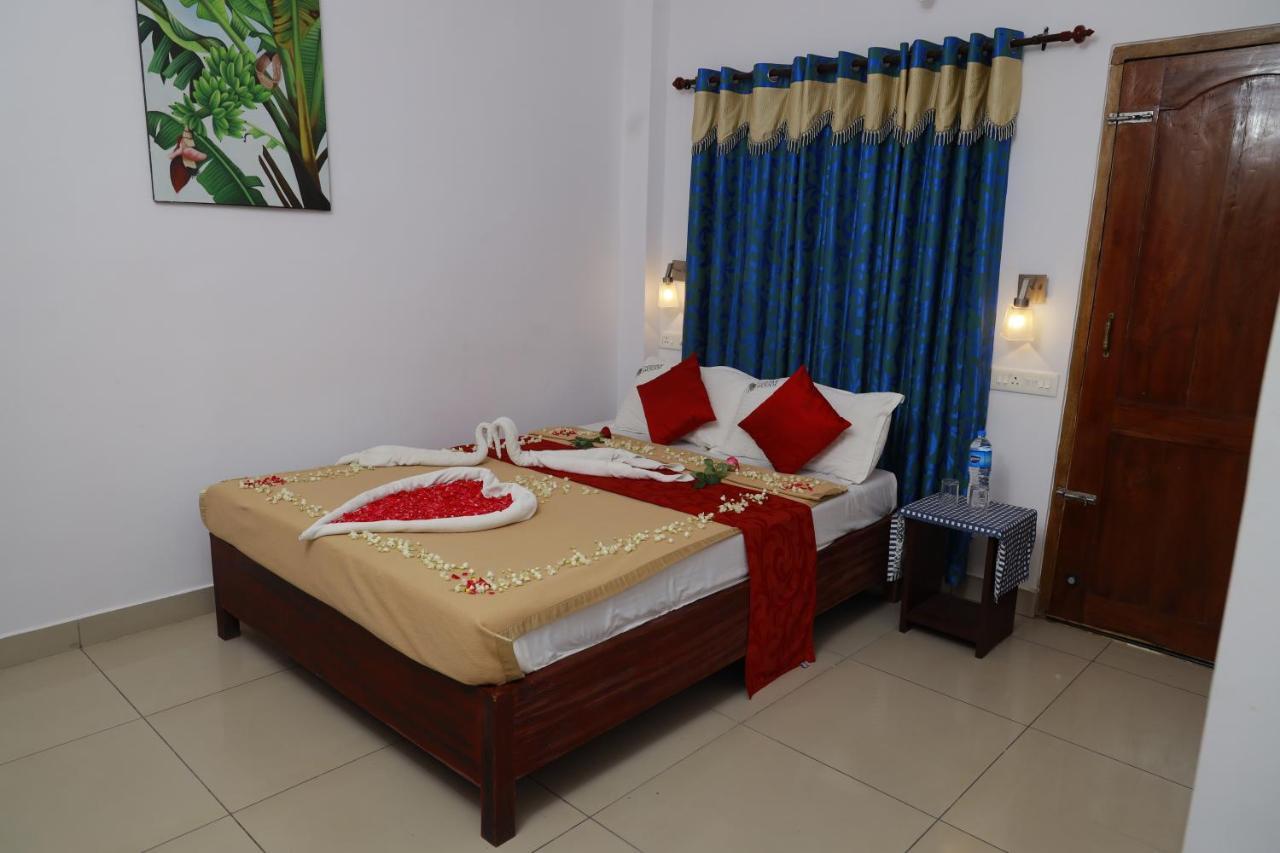 Periyar Woods Bed & Breakfast Thekkady Luaran gambar