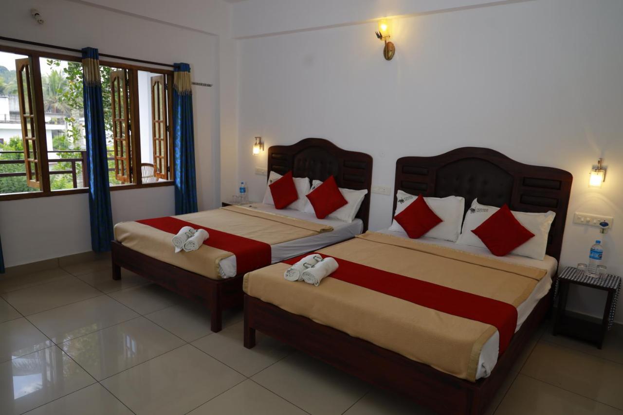 Periyar Woods Bed & Breakfast Thekkady Luaran gambar