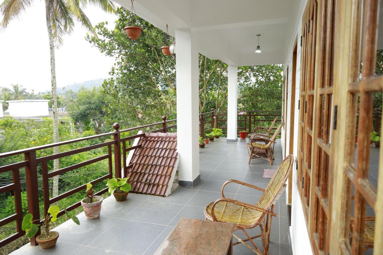 Periyar Woods Bed & Breakfast Thekkady Luaran gambar