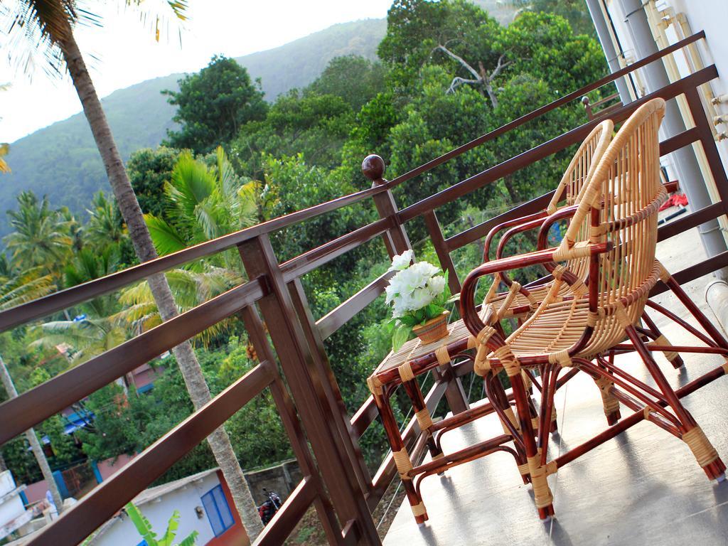 Periyar Woods Bed & Breakfast Thekkady Bilik gambar
