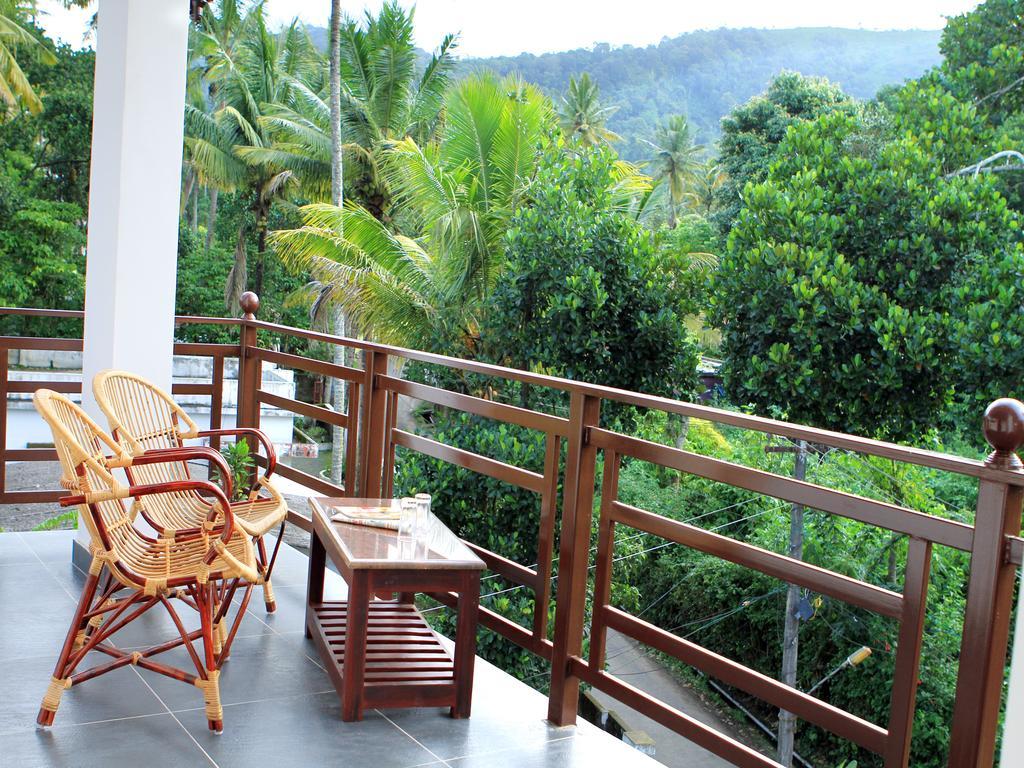 Periyar Woods Bed & Breakfast Thekkady Bilik gambar